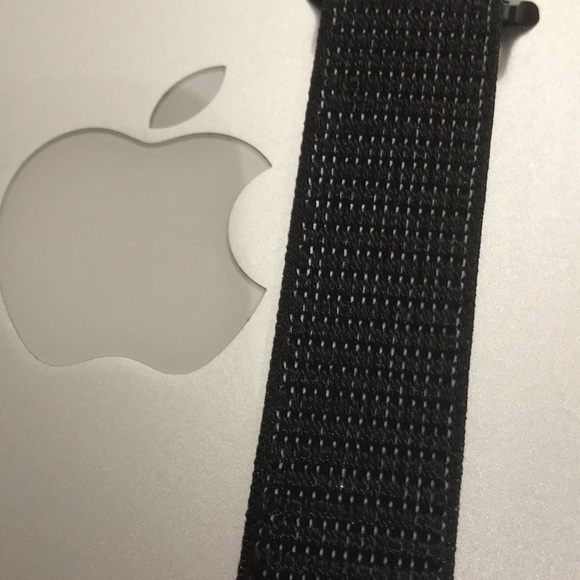 Loop Band Compatible with Apple Watch 42mm 42mm - Picture 4 of 5